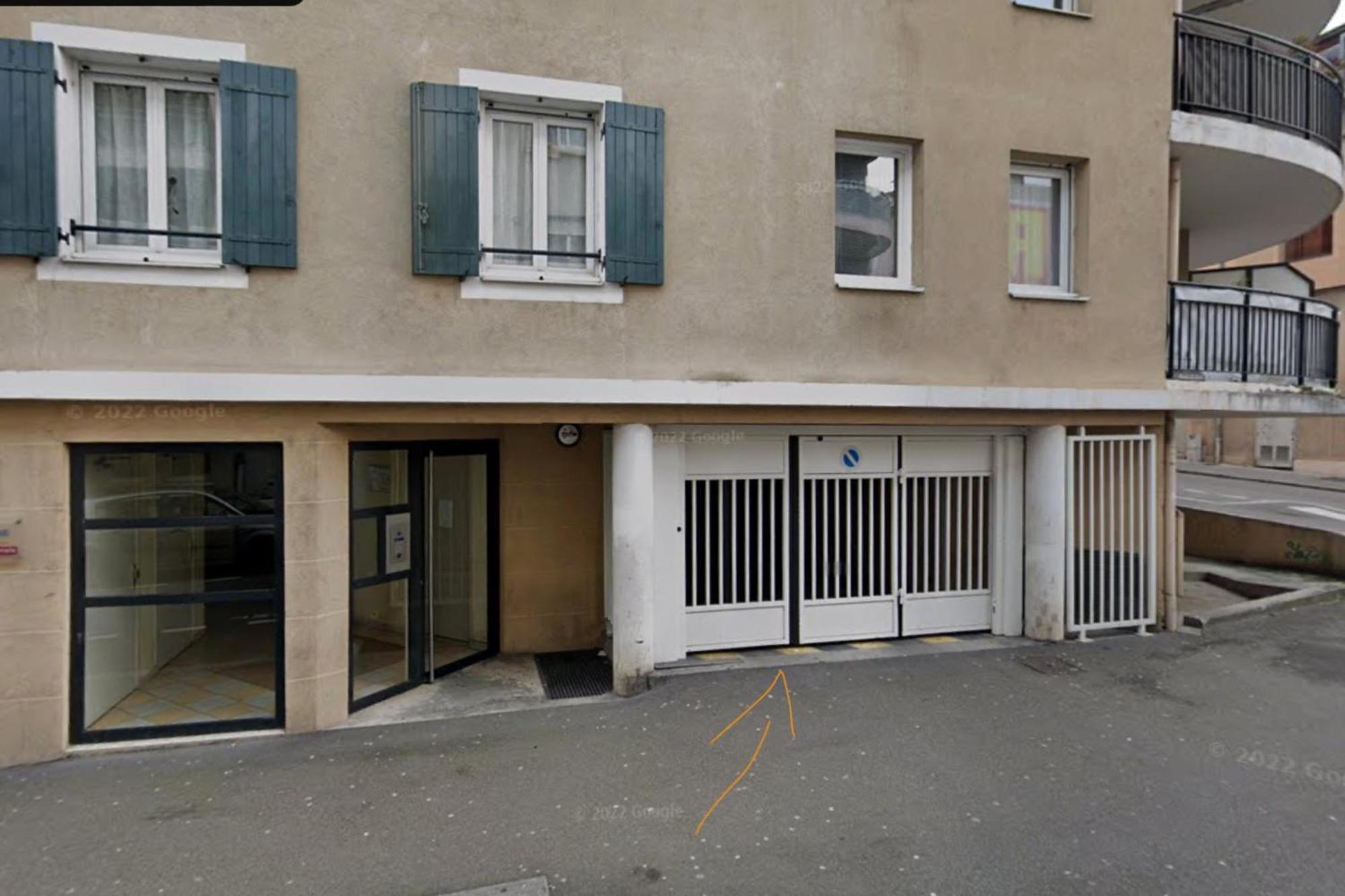 Cosy Au Centre D'Oullins Avec Garage Apartment Exterior photo
